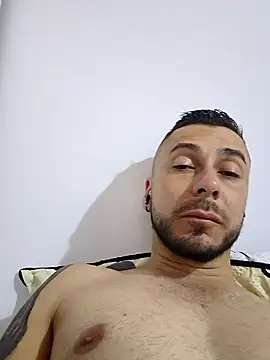 deibyzapata online show from March 27, 2026, 12:41 am