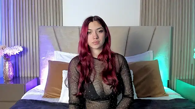 Victoria Beaumont online show from November 8, 2025, 11:58 am