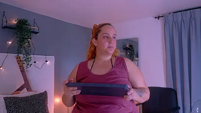 JenaCooper  online show from September 24, 2025, 2:29 am