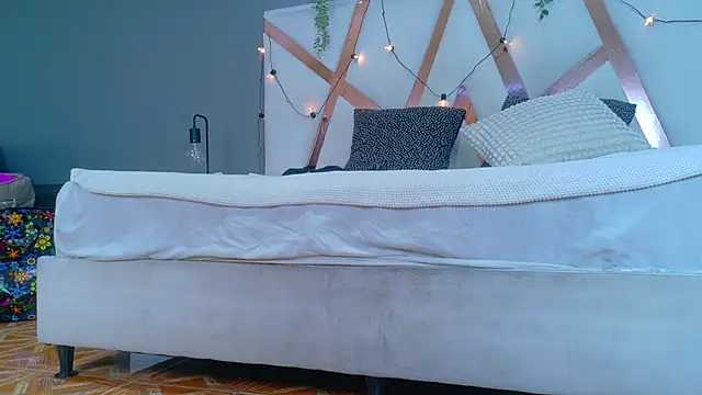 Snapshot of JenaCooper_ chatting on February 24, 2026, 3:18 am JenaCooper online show from February 24, 2026, 3:18 am