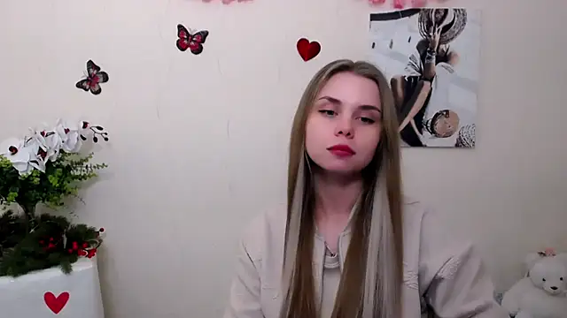Snapshot of OceanicDawn chatting on May 11, 2026, 7:21 am OceanicDawn online show from May 11, 2026, 7:21 am