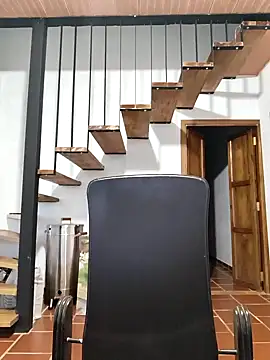 Hiroshi Shen online show from October 30, 2025, 10:46 am