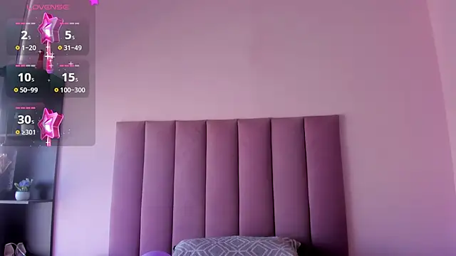 violet myerrs online show from September 26, 2025, 1:29 pm