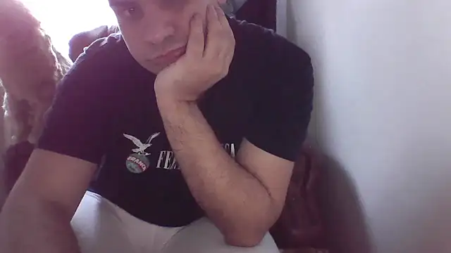 Snapshot of kocasosisli chatting on February 16, 2026, 5:28 am kocasosisli online show from February 16, 2026, 5:28 am