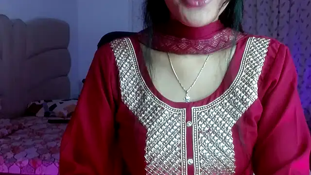 Snapshot of Mini_Meera chatting on October 13, 2025, 6:20 pm Mini Meera online show from October 13, 2025, 6:20 pm