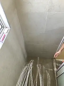 Snapshot of bombshell341 chatting on September 14, 2025, 5:57 pm bombshell341 online show from September 14, 2025, 5:57 pm