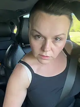 Snapshot of Samanthraxxxx chatting on May 7, 2026, 9:40 pm Samanthraxxxx online show from May 7, 2026, 9:40 pm