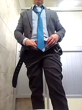 hotmanxxx84 online show from September 8, 2025, 10:20 pm