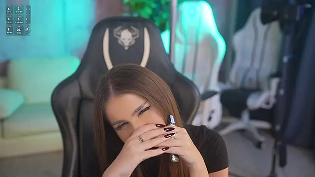 Goldie Flame online show from November 9, 2025, 7:40 pm