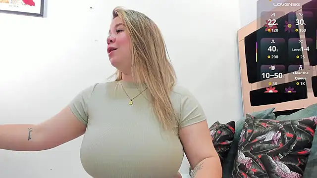 katherinn gomezz online show from April 24, 2026, 11:56 am
