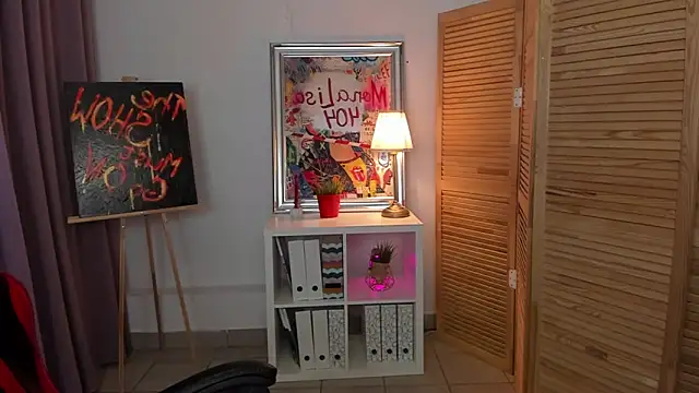 ayakskalermonss online show from November 14, 2025, 8:18 am