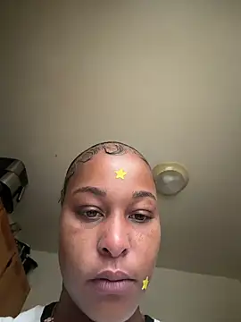 yummy0322 online show from November 25, 2025, 1:33 pm