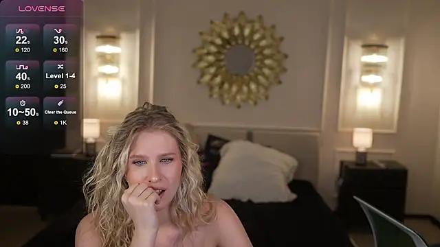 Snapshot of Scarlett_Sweet054 chatting on March 18, 2026, 9:04 pm Scarlett Sweet054 online show from March 18, 2026, 9:04 pm