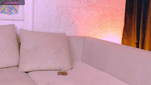 marrenaa online show from September 20, 2025, 4:06 am