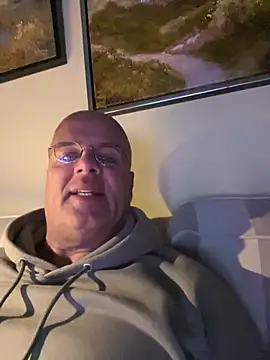 Snapshot of Renebisex chatting on November 28, 2025, 7:08 am Renebisex online show from November 28, 2025, 7:08 am