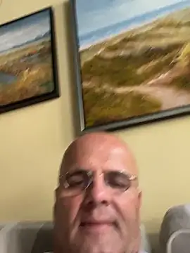 Renebisex online show from March 25, 2026, 4:06 pm