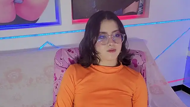 LiLLiAnderson online show from November 26, 2025, 11:54 am