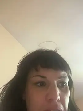 SarettaB90 online show from September 29, 2025, 12:11 pm