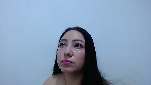 Snapshot of carolina_zabala_19 chatting on July 3, 2026, 1:50 pm carolina zabala 19 online show from July 3, 2026, 1:50 pm