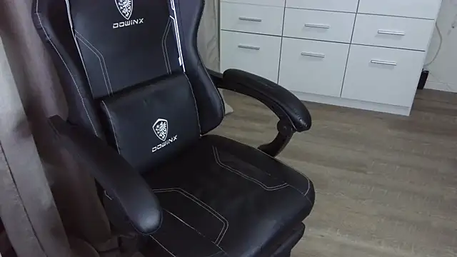 Milo9210 online show from September 11, 2025, 10:10 pm