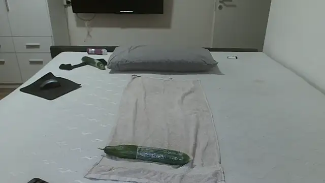 Milo9210 online show from October 7, 2025, 4:52 pm