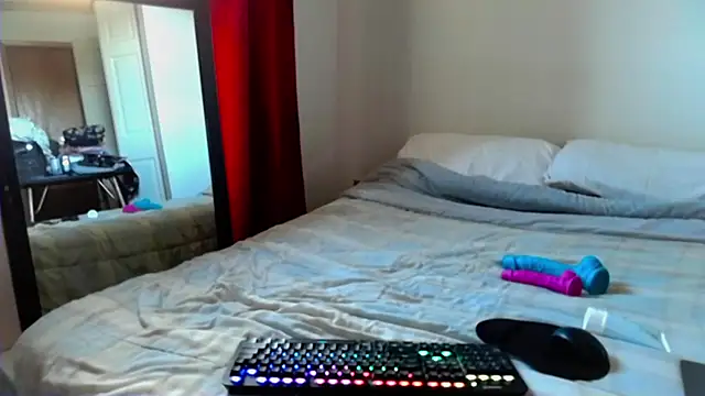 gloryfool online show from September 14, 2025, 1:33 pm