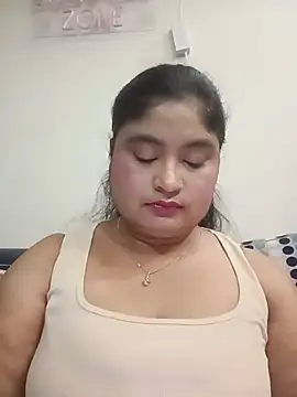 hornyriyanka online show from June 19, 2026, 2:39 am