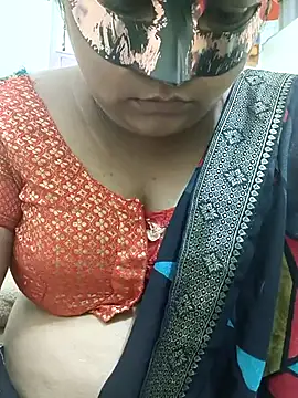 dhanshri143 online show from September 17, 2025, 7:21 am