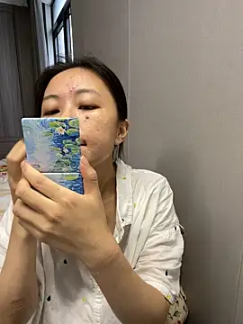 haiyan125216 online show from October 9, 2025, 7:20 am