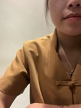 Bella 7777 online show from June 3, 2026, 2:33 pm