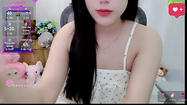 HanaYourlove online show from May 17, 2026, 12:38 pm