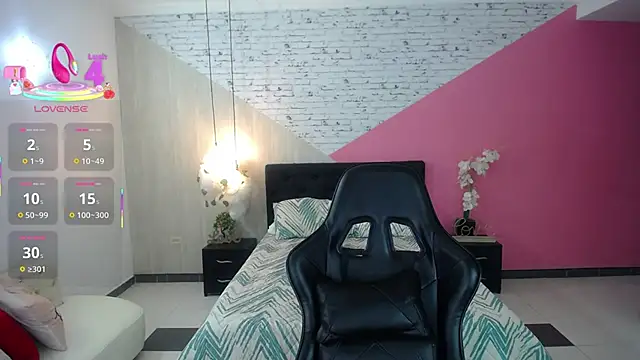 sophia brunette  online show from September 27, 2025, 12:22 pm