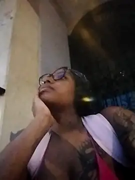 SheilaCoopers  online show from October 2, 2025, 10:40 am