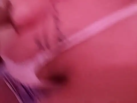 Snapshot of Kellye_hotTs chatting on March 7, 2026, 1:45 am Kellye hotTs online show from March 7, 2026, 1:45 am