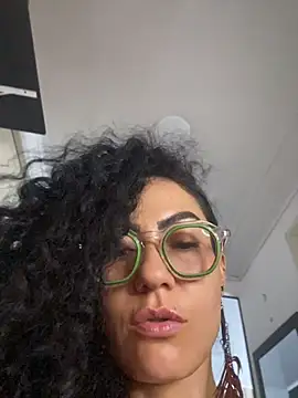 Koral369 online show from August 4, 2026, 9:41 pm