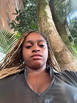 Snapshot of darle_volant chatting on July 8, 2026, 1:12 pm darle volant online show from July 8, 2026, 1:12 pm
