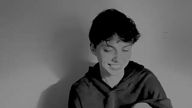 nyxofempusa online show from October 3, 2025, 5:31 am