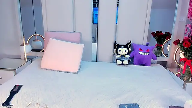 Snapshot of VesperVelvet chatting on February 17, 2026, 9:01 pm VesperVelvet online show from February 17, 2026, 9:01 pm