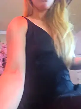 Snapshot of VesperVelvet chatting on March 14, 2026, 3:45 am VesperVelvet online show from March 14, 2026, 3:45 am