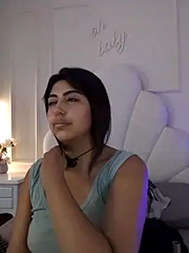 Kaylachannell online show from June 30, 2026, 3:39 am