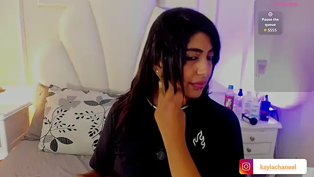 Kaylachannell online show from July 28, 2026, 3:36 am