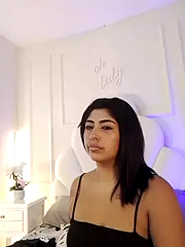 Kaylachannell online show from July 9, 2026, 3:29 am