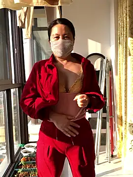 chengcheng12 online show from January 12, 2026, 1:01 am