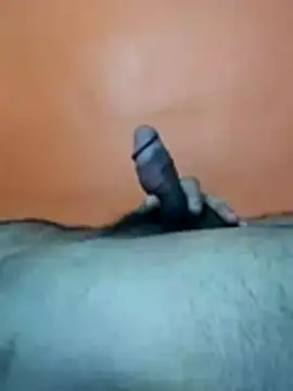 Snapshot of whitebullock chatting on April 3, 2026, 12:44 pm whitebullock online show from April 3, 2026, 12:44 pm