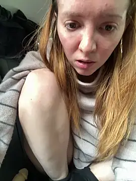 Snapshot of FayeFlame chatting on May 12, 2026, 1:06 pm FayeFlame online show from May 12, 2026, 1:06 pm