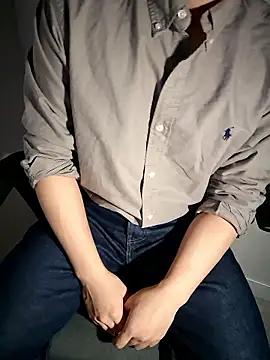 111owo111 online show from October 2, 2025, 1:36 pm