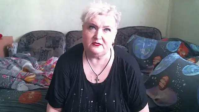 Lana555 online show from July 17, 2026, 8:00 am