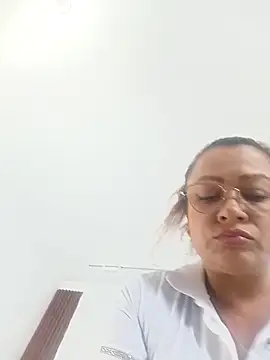 Asuna yuuky online show from February 7, 2026, 7:55 pm