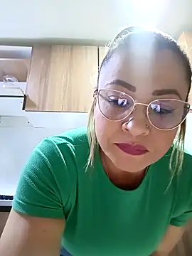 Asuna yuuky online show from November 28, 2025, 5:02 pm