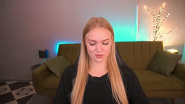 CelesteNoir online show from September 18, 2025, 6:38 am